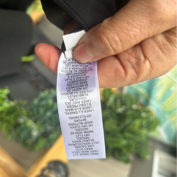 Banana Republic tailored charcoal gray jacket - Picture 5 of 10